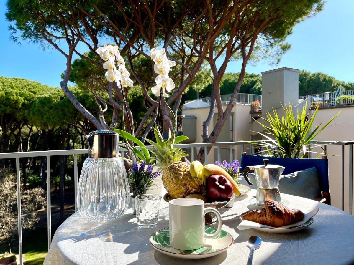 Apartament La Terrazza Del Pino Torre del Lago Puccini Zewnętrze zdjęcie